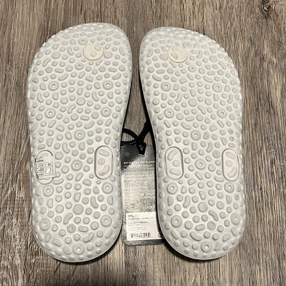 NWT Allbirds Sugar  Zeffers Flip Flops​​​​​ - Picture 2 of 8